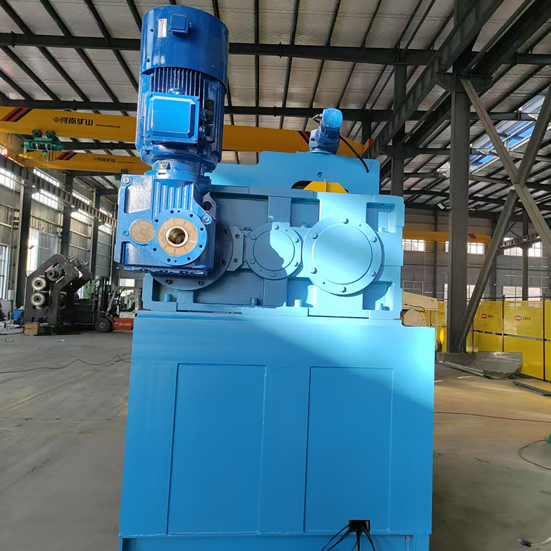 4 rullar gummikalendermaskin